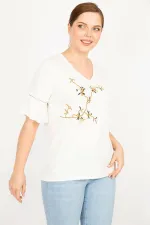 Kadın Kemik Büyük Beden Önü Nakış Ve Kolları Dantel Detaylı V Yaka Bluz