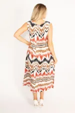 Kadın Renkli Dokuma Viskon Kumaş Yaka Volanlı Elbise 65N34451