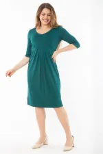 Kadın Büyük Beden Yeşil Büzgü Ve Pile Detaylı Kapri Kollu Elbise 65N37352