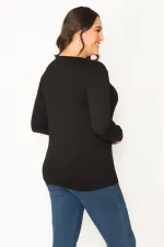 Kadın Siyah Yarısı Pul Payet Detaylı V Yaka Bluz 65N30422