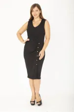 Kadın Büyük Beden Siyah V Yakalı Önü Küçük Metal Düğmeli Elbise 65N36850