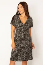 Kadın Siyah Anvelop Yakalı Düşük Kol Elbise 65N34331