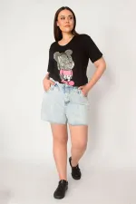 KADIN MAVİ YIKAMA EFEKTLİ PAÇASI PİS DİKİŞLİ JEAN ŞORT