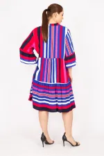 Kadın Fujya Büyük Beden Dokuma Kumaş V Yakalı Ön Pat Düğmeli Katlı Elbise 65N35831