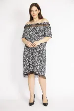 Kadın Lacivert Büyük Beden Yaka Ve Etek Ucu Tül Detaylı Yakası Lastikli Elbise