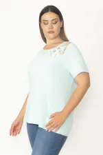 Kadın Yeşil Büyük Beden Pamuklu Kumaş Yaka Dantelli Bluz 65N35688