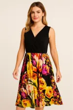 Kadın Büyük Beden Siyah, Anvelop Yaka, Çiçek Desenli Viskon Elbise 65N39238