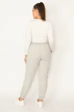 Kadın Gri Cebi Nakış Detaylı Paça Ribanalı Bel Lastik Ve Bağcıklı Spor Pantolon 65N31257