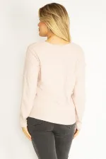 Kadın Gri V Yakalı Kabartma Desenli Ön Bağcıklı Bluz 65N35168