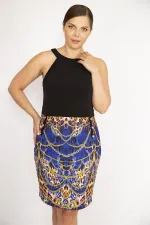 KADIN SİYAH HALTER YAKA SÜS DÜĞMELİ ETEĞİ DESENLİ ELBİSE