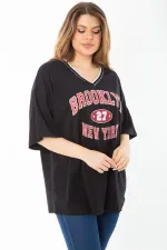 Kadın Büyük Beden Siyah Pamuklu Kumaş V Yaka Ribana Ve Baskı Detaylı Tunik 65N37456