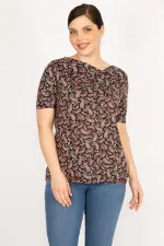 Kadın Renkli Büyük Beden Şal Desenli Yaka Detaylı Bluz