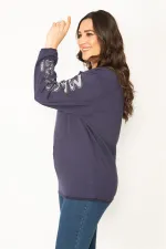 Women's Navy Blue Cotton Fabric Sleeve Applique Sweatshirt 65N31025