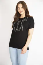 Kadın Siyah Büyük Beden Bisiklet Yaka Taş Detaylı Düşük Kollu Bluz