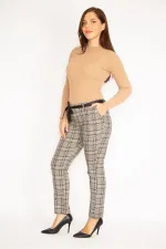 Kadın Bordo Ekose Desenli Gizli Kemer Ön Fermuarlı Yan Cepli Suni Deri Kuşak Detaylı Klasik Pantolon