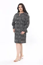 Kadın Siyah Yaka Detaylı Kol Ağzı Lastikli Uzun Kollu Elbise 65N37943