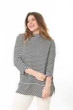 Kadın Büyük Beden Siyah Dik Yakalı Yan Yırtmaçlı Sim Çizgili Tunik 65N37523