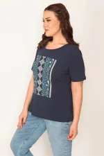 KADIN LACİVERT LAME BASKILI BİSİKLET YAKALI KISA KOLLU BLUZ