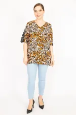 Kadın Mavi Büyük Beden Dokuma Viskon Kumaş Kolları Dantel Detaylı V Yakalı Bluz