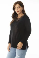 Kadın Büyük Beden Siyah Yakası Dantel Detaylı Uzun Kollu Bluz 65N36866