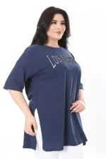 Kadın Büyük Beden Lacivert Sim Detaylı Bisiklet Yaka Yan Yırtmaçlı Kısa Kollu Bluz