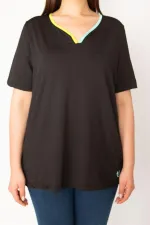 Kadın Siyah Büyük Beden Yaka Biyeli Spor Bluz 65N35618