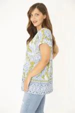 Kadın Büyük Beden Mavi Yaka Detaylı Bluz 65N36918