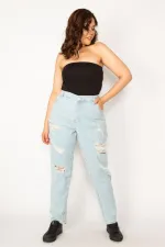 Kadın Mavi Yıkama Efektli Yırtık Detaylı Kot Pantolon 65N33945