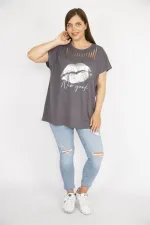 Kadın Füme Büyük Beden Lazer Kesim Ve Lak Baskı Detaylı Düşük Kollu Rahat Kesim Bluz