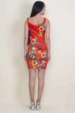 ROBE FLEURIE AVEC COL DÉTAILLÉ