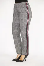 Kadın Gri Büyük Beden Ekose Desenli Beli Lastik Ve Yan Şerit Detaylı Pantolon