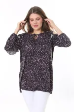 Kadın Büyük Beden Renkli Omuz Dekolte Ve Volan Detaylı Bluz 65N37800