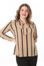 Kadın Büyük Beden Sarı Yakası Fular Bağlamalı Çizgili Bluz 65N38018