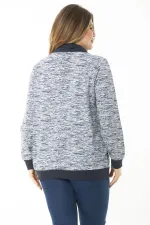 Kadın Büyük Beden Kuşgözü Bağcık Ve Süs Düğme Detaylı Kanguru Cepli Dik Yaka Sweatshirt 65N37122