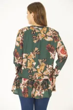 Kadın Büyük Beden Yeşil V Yakalı Etek Ucu Katlı Astarlı Şifon Tunik 65N36955