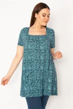 KADIN SİYAH YAKASI GİPE LASTİK VE CEP DETAYLI TUNİK