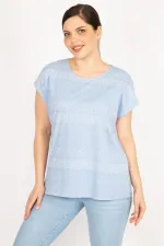 Kadın Bebe Mavisi Büyük Beden Pamuklu Kumaş Düşük Kol Desenli Bluz