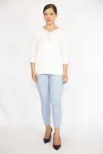 Kadın Büyük Beden Beyaz Sim Detaylı Öpücük Yakalı Kapri Kollu Bluz