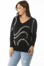 Kadın Büyük Beden Siyah Taş Detaylı V Yakalı Uzun Kollu Bluz 65N36861