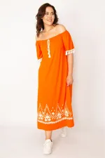 Kadın Kırmızı Karmen Yaka Nakış Ve Püskül Detaylı Uzun Elbise 65N33437