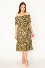 KADIN KEMİK PUAN DESEN YAKASI LASTİK VE VOLAN DETAYLI ETEĞİ KATLI DOKUMA VİSKON KUMAŞ ELBİSE