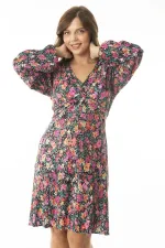 Kadın Büyük Beden Renkli Göğüs Büzgü Detaylı Krinkıl Desenli Elbise 65N36896