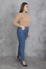 Kadın Mavi Yırtık Detaylı Kot Pantolon 65N35397