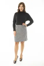 Kadın Büyük Beden Siyah Sıfır Yaka Kazayağı Desenli Elbise 65N36910