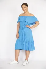 Kadın Mavi Büyük Beden Dokuma Viskon Kumaş Madonna Yaka Kuşaklı Elbise