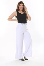 Kadın Büyük Beden Beyaz Kemer Aksesuarlı Geniş Paçalı Cepsiz Pantolon 65N37818