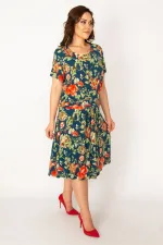 Kadın Renkli Bel Drapeli Çiçek Desenli Elbise 65N33589