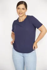 Kadın Lacivert Büyük Beden Kendinden Çizgili Kısa Kollu Bluz