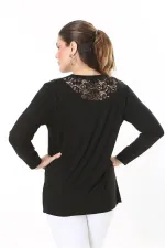 Kadın Büyük Beden Siyah Taş Ve Arka Robası Dantel Detaylı Uzun Kollu Bluz 65N37694