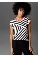 Kadın Kemik Önü Desenli Krep Kumaş Çizgi Kombinli V Yakali Bluz 65N22132